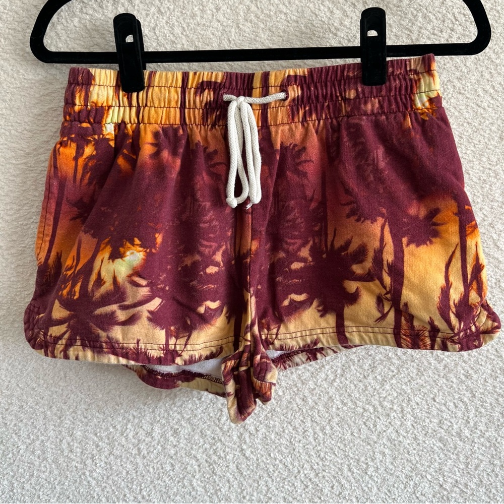 Out From Under Urban Outfitters Women’s Ellie Pam Tree Print Shorts Size Medium